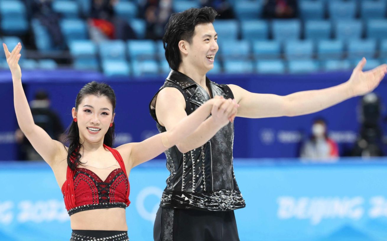 将张瑞阳出, 德里克斯, 国家体育馆