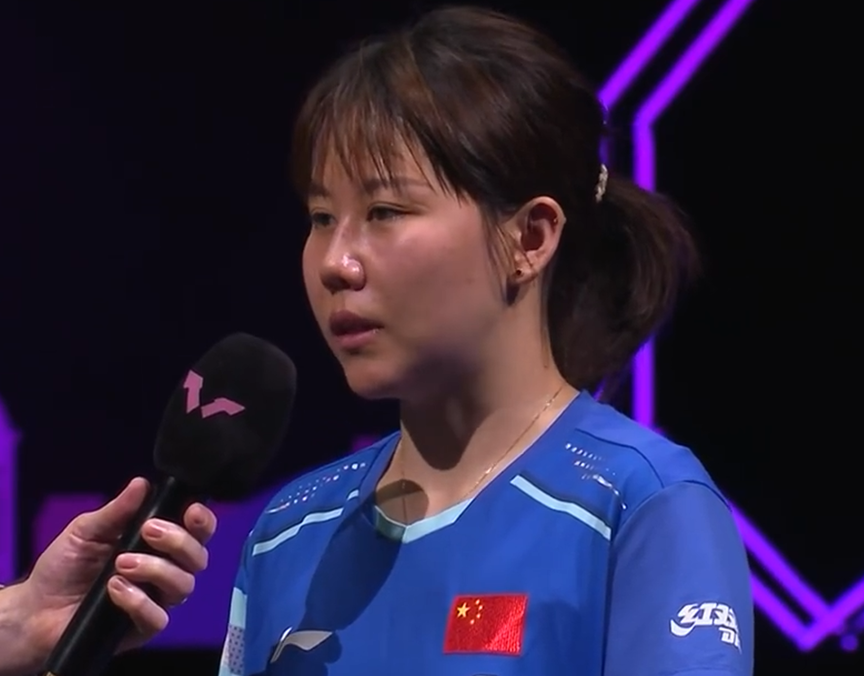 ue, src, 过度用胳膊